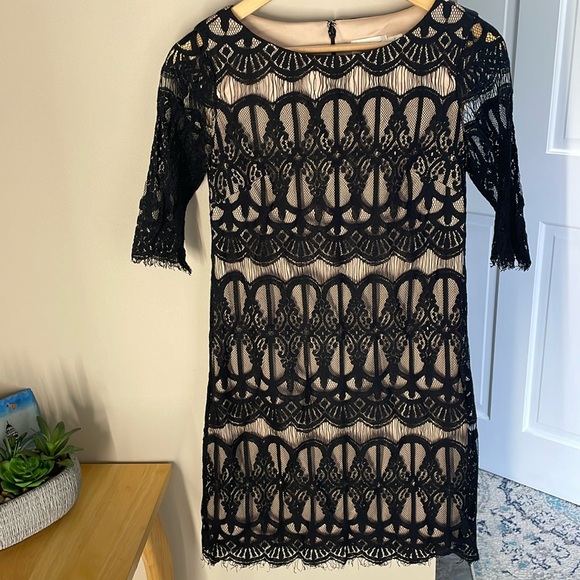 Eliza J Dresses & Skirts - Eliza J lace overlay dress